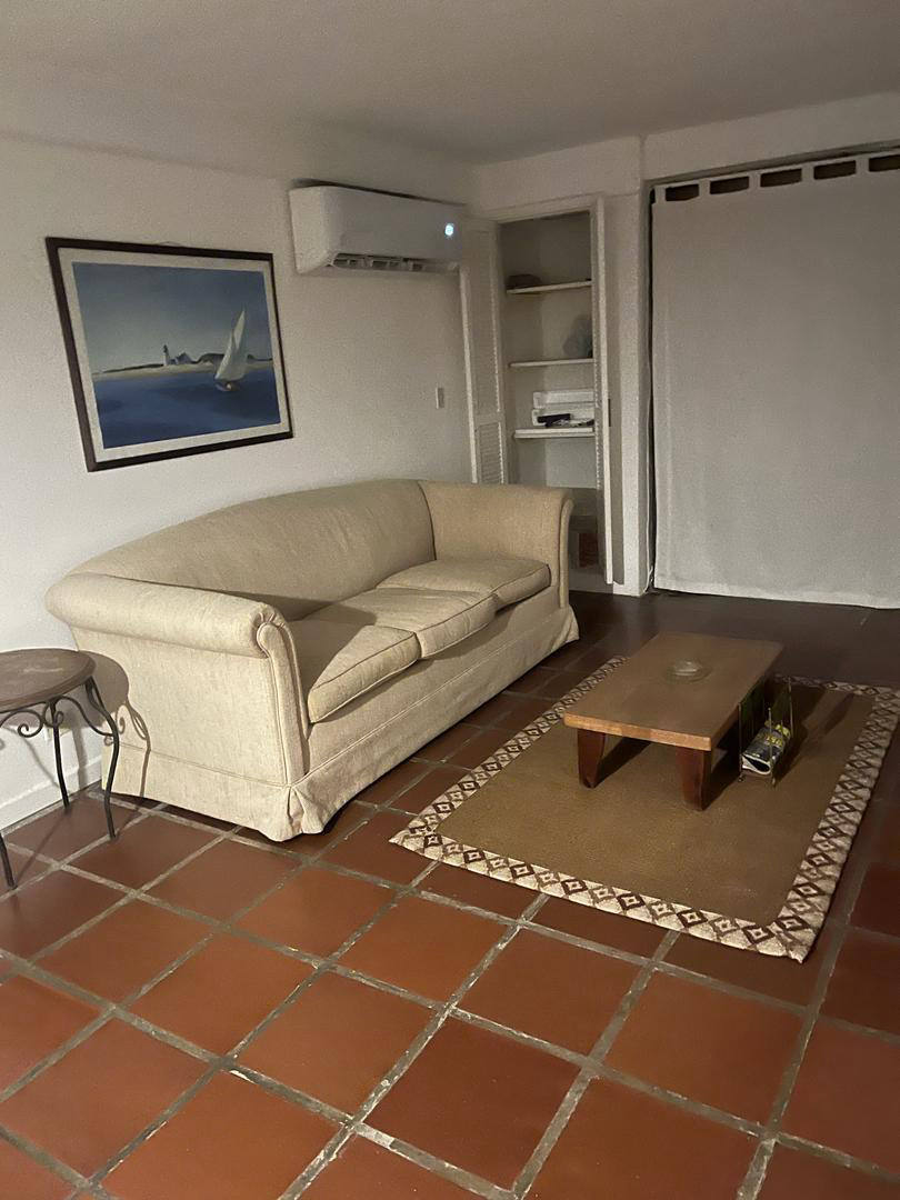 Квартира, 743 м², 95 000$ — FAKTOR